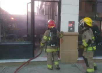 UN INCENDIO EN LAS CALDERAS, PROVOCÓ LA EVACUACIÓN DE UNA CONFITERÍA CÉNTRICA DE PUNTA ALTA