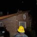 UN VECINO APAGÓ EL FUEGO EN EL TECHO DE UNA CASA