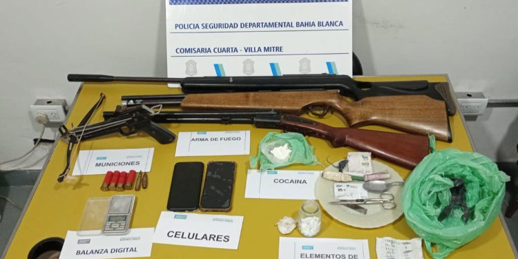UN DETENIDO POR UNA CAUSA DE COMERCIALIZACIÓN DE DROGAS