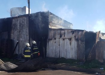 OTROS DOS INCENDIOS SE PRODUJERON EN BARRIOS BAHIENSES