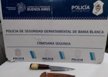 AMENAZÓ A UNA MUJER CON UN CUCHILLO Y NO LA DEJABA SALIR DEL DEPARTAMENTO