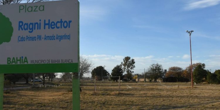 CAROLINA: «ESTAMOS PIDIENDO POR LOS TERRENOS QUE ESTÁN ABANDONADOS HACE MÁS DE 40 AÑOS»