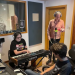 LA FOTO DE CHARLY GARCÍA Y PEDRO AZNAR GRABANDO UN TEMA JUNTOS: «SE VIENE»