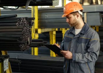LA ECONOMÍA CAYÓ 3,9% EN JUNIO TRAS LA MEJORA DE MAYO