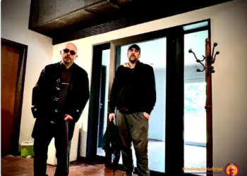 EL INDIO SOLARI COMPARTIÓ UNA FOTO LLEVANDO UN BASTÓN Y SUS FANÁTICOS LE DIERON SU APOYO