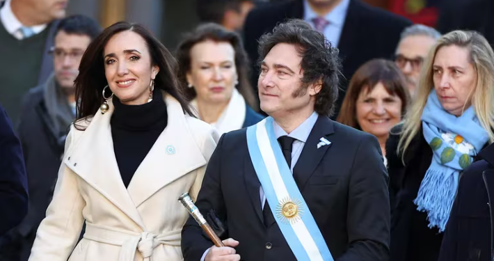 SORPRESIVA SUSPENSIÓN DEL VIAJE DE MILEI A MÉXICO EN MEDIO DE LA CRECIENTE TENSIÓN CON VICTORIA VILLARRUEL