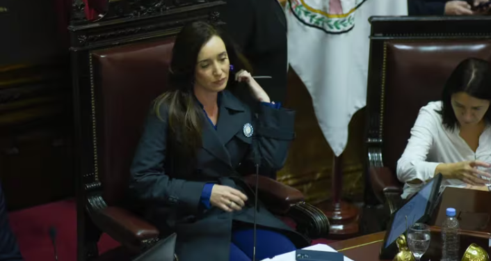 EL SENADO DEBATIRÁ LA SUBA DE LAS JUBILACIONES Y EL CONGELAMIENTO DE LAS DIETAS HASTA DICIEMBRE