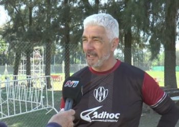 LLAMARON A OMAR DE FELIPE PARA APAGAR EL INCENDIO, EL EX OLIMPO VUELVE A SER EL DT DE CENTRAL CÓRDOBA