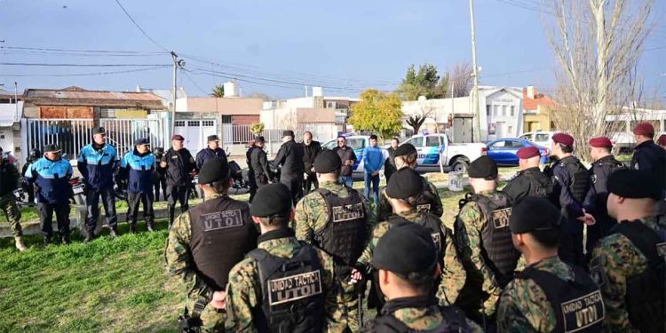 OCHO DETENIDOS EN EL OPERATIVO DE ZONAS CALIENTES