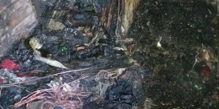 UNA ESTUFA ELÉCTRICA PROVOCÓ EL INCENDIO EN UNA VIVIENDA