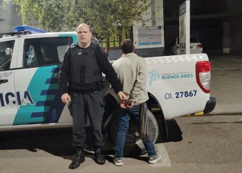 INTENTÓ METERSE A UNA CASA Y FUE APREHENDIDO POR LA POLICÍA