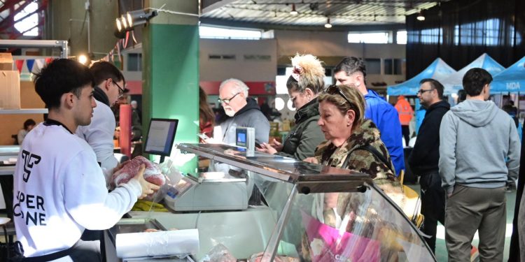 CAMBIOS EN EL RECORRIDO DEL COLECTIVO GRATUITO QUE LLEGA AL MERCADO BAHIENSE