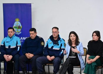 SCARANO: «CON LOS VECINOS TRABAJAMOS LAS DIFERENTES PROBLEMÁTICAS DE CADA BARRIO»