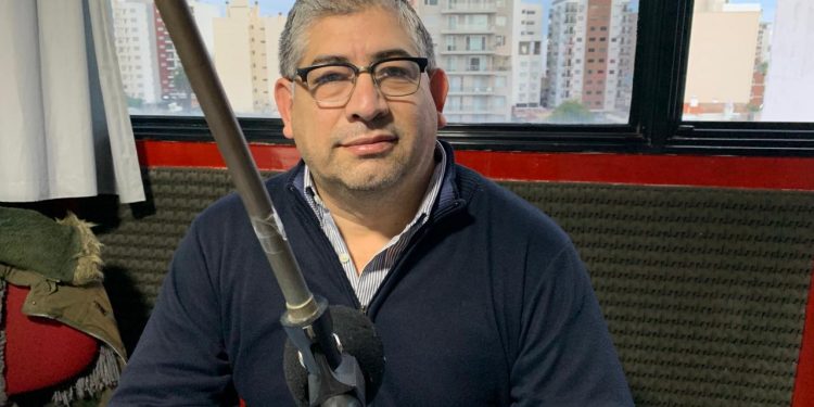 BARRIONUEVO: «ME PARECIÓ RARO QUE DESDE EL EJECUTIVO PIDAN EL CAMBIO DE HORARIO DE ESTACIONAMIENTO»