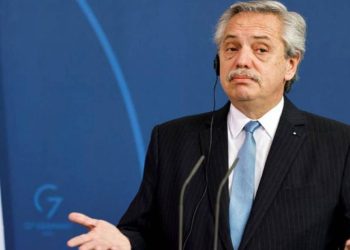 UN FISCAL PIDIÓ ANALIAZAR EL CELULAR DE ALBERTO FERNÁNDEZ EN LA CAUSA DE LOS SEGUROS