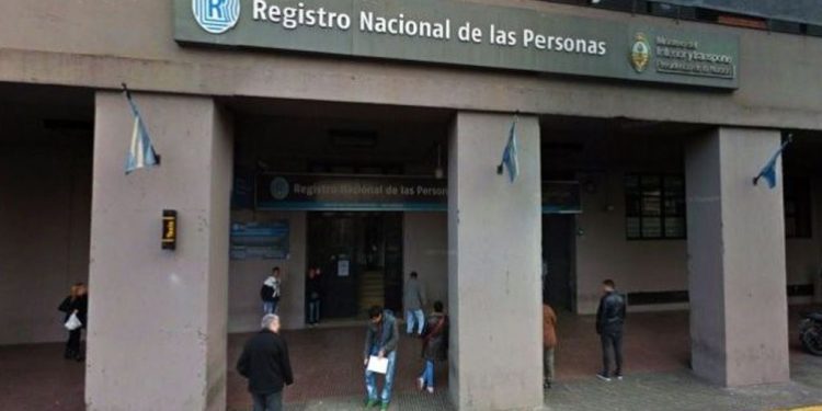 AISLARON A EMPLEADOS DEL RENAPER POR UN CASO DE TUBERCULOSIS