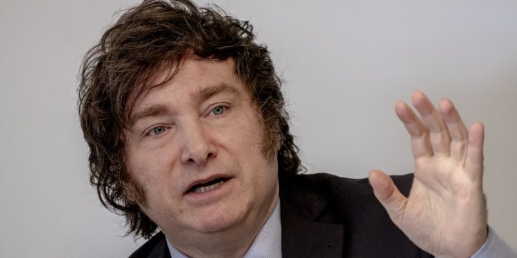 MILEI FIRMÓ EL VETÓ TOTAL A LA LEY QUE AUMENTABA LOS HABERES