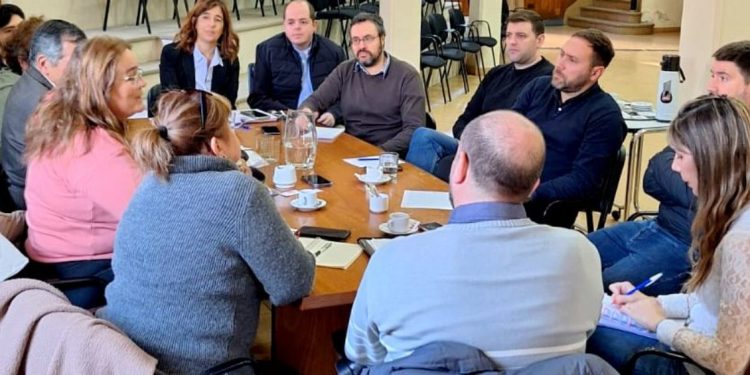 BOUSI: «DESPUÉS DE ALGUNAS EXPLICACIONES, NO NOS PARECE DESCABELLADO EL AUMENTO QUE SE SOLICITA EN LA TARIFA DE COLECTIVOS»