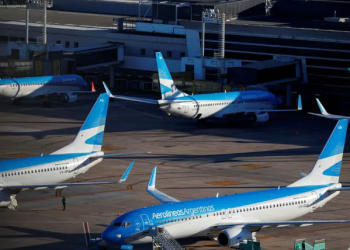 AEROLÍNEAS ARGENTINAS ANUNCIÓ NUEVOS VUELOS NOCTURNOS A PRECIOS PROMOCIONALES