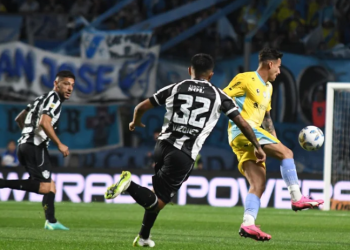 CENTRAL CÓRDOBA DIO VUELTA EL MARCADOR, ELIMINÓ A TEMPERLEY Y ES EL PRIMER SEMIFINALISTA DE LA COPA ARGENTINA