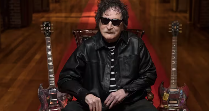 CHARLY GARCÍA ESTRENÓ LA LÓGICA DEL ESCORPIÓN