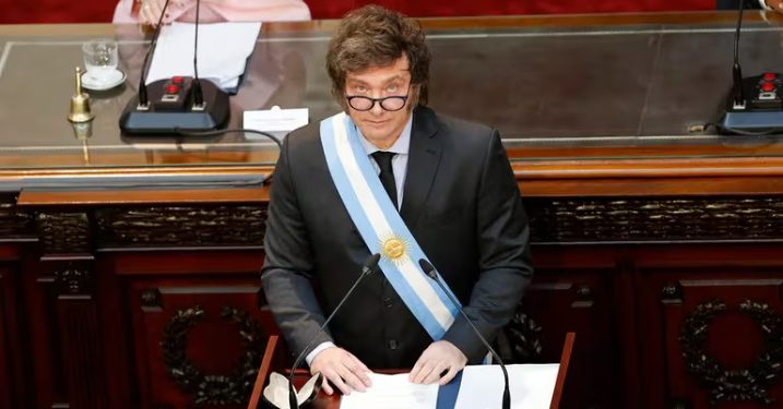 JAVIER MILEI ANALIZA IR AL CONGRESO A PRESENTAR EL PRESUPUESTO DEL 2025