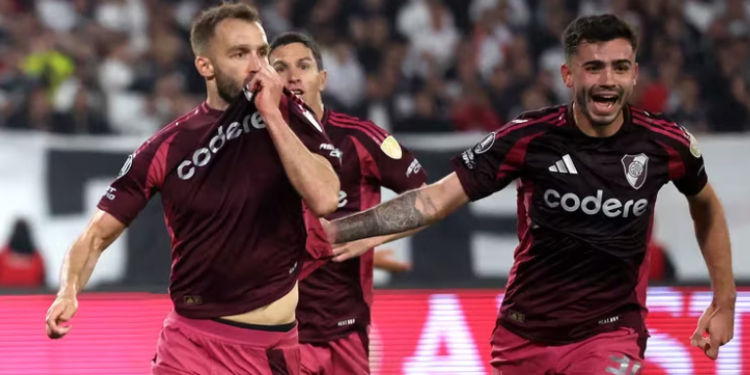 RIVER PLATE EMPATÓ 1-1 CON COLO-COLO POR EL DUELO DE IDA DE LOS CUARTOS DE FINAL DE LA COPA LIBERTADORES