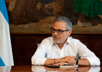 TRAS LA SALIDA DE MARIO RUSSO, EL GOBIERNO OFICIALIZÓ LA DESIGNACIÓN DE LUGONES COMO MINISTRO DE SALUD