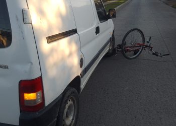 UN MOTOCICLISTA Y UN CICLISTA HERIDOS EN UNA TARDE ACCIDENTADA