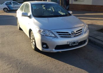 UNA MOTOCICLISTA HOSPITALIZADA POR UN ACCIDENTE