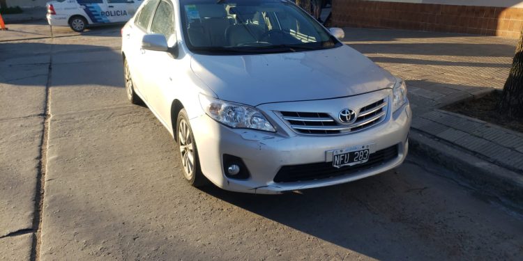 UNA MOTOCICLISTA HOSPITALIZADA POR UN ACCIDENTE