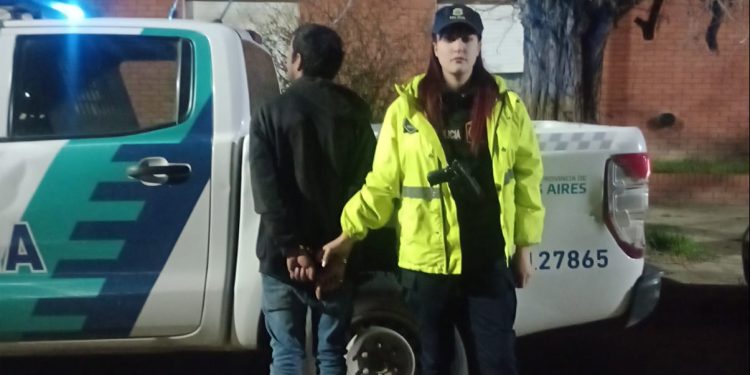 ALCOHOLIZADO ATACÓ A SU PADRE Y QUEDÓ APREHENDIO