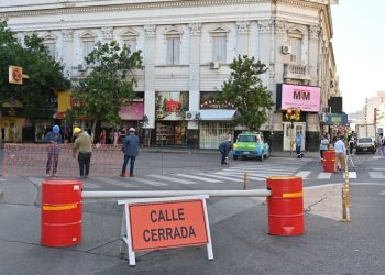 POR TRABAJOS DE MANTENIMINETO, CORTAN EL TRÁNSITO EN SECTORES DEL MACROCENTRO