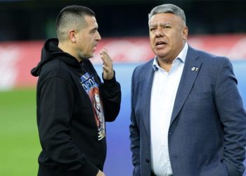 «CHIQUI» TAPIA SERÁ PRESIDENTE DE LA AFA HASTA 2029 Y RIQUELME IRÁ DE VICE