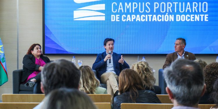 EL PUERTO DE BAHIA BLANCA PRESENTÓ EL PROGRAMA DE CAPACITACIONES DOCENTES