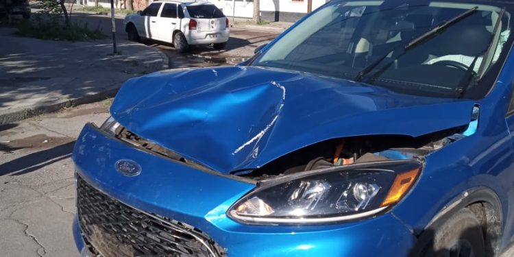 UN MOTOCICLISTA FUE HOSPITALIZADO POR UN CHOQUE EN EL BARRIO PEDRO PICO