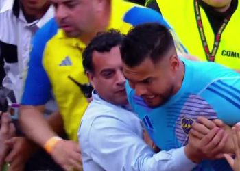 BOCA SUSPENDIÓ A ROMERO POR EL CRUCE QUE TUVO CON LOS PLATEISTAS DE LA BOMBONERA