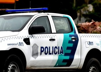 DENUNCIÓ QUE LE DISPARARON Y TERMINO DETENIDO, TENÍA PEDIDO DE CAPTURA