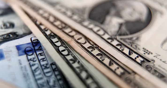 POR EL BLANQUEO, PREVÉN QUE VOLVERÁN A LOS BANCOS MÁS DE USD 10.000 MILLONES QUE SALIERON DESDE EL 2019