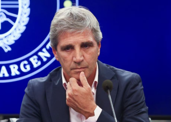 EL GOBIERNO AMENAZA CON CERRAR LAS SUCURSALES DEL BANCO NACIÓN EN MUNICIPIOS QUE COBREN TASAS ABUSIVAS