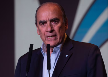 FRANCOS PLANTEÓ QUE LAS UNIVERSIDADES DEBERÁN DEBATIR EL FINANCIAMIENTO EN «EL PRESUPUESTO DEL AÑO PRÓXIMO»