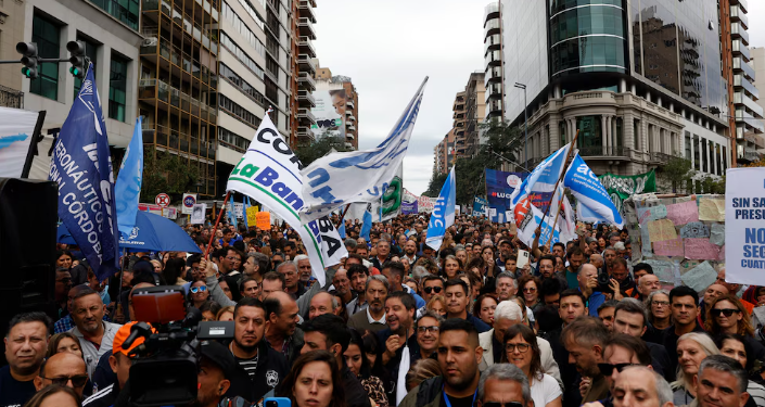 EN LA PREVIA DE LA MARCHA UNIVERSITARIA, EL GOBIERNO CUESTIONÓ LA MOVILIZACIÓN