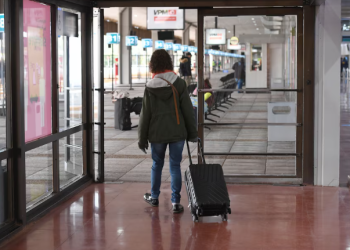 UN INFORME PROPONE REDUCIR LOS FINES DE SEMANA LARGOS Y FOMENTAR EL TURISMO RECEPTIVO EN ARGENTINA