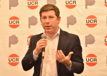 ELECCIONES EN LA UCR BONAERENSE: EL CANDIDATO DE MANES, LOUSTEAU Y YACOBITTI SE ADJUDICÓ EL TRIUNFO