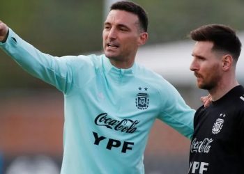 SCALONI CONFIRMÓ LA LISTA DE LA SELECCIÓN, CON EL REGRESO DE MESSI Y LA AUSENCIA DEL «DIBU»