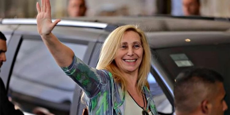 KARINA MILEI Y MARTÍN MENEM ENCABEZAN UN ACTO DE LA LIBERTAD AVANZA