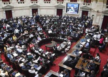 EL GOBIERNO NEGOCIA DARLES FONDOS A LAS UNIVERSIDADES EN EL PRESUPUESTO PARA INTENTAR BLINDAR EL VETO