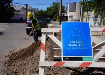 POR RECAMBIO DE CAÑERÍAS SE INTERRUMPIRA EL SUMINISTRO DE AGUA EN VILLA MITRE