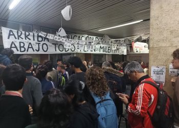 ZANINELLI: «LOS DIPUTADOS RATIFICARON SEGUIR DESTRUYENDO LA UNIVERSIDAD PÚBLICA»