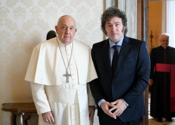 EL PAPA FRANCISCO RECIBIÓ A UN ENVIADO DEL GOBIERNO DE MILEI